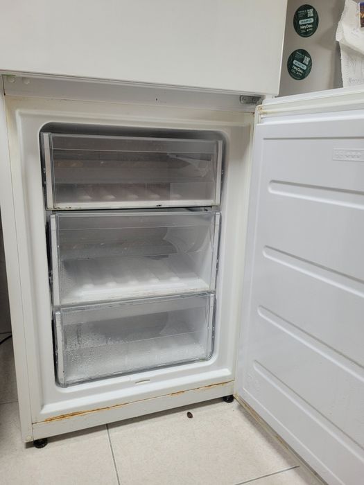 Frigorifico combinado indesit no frost