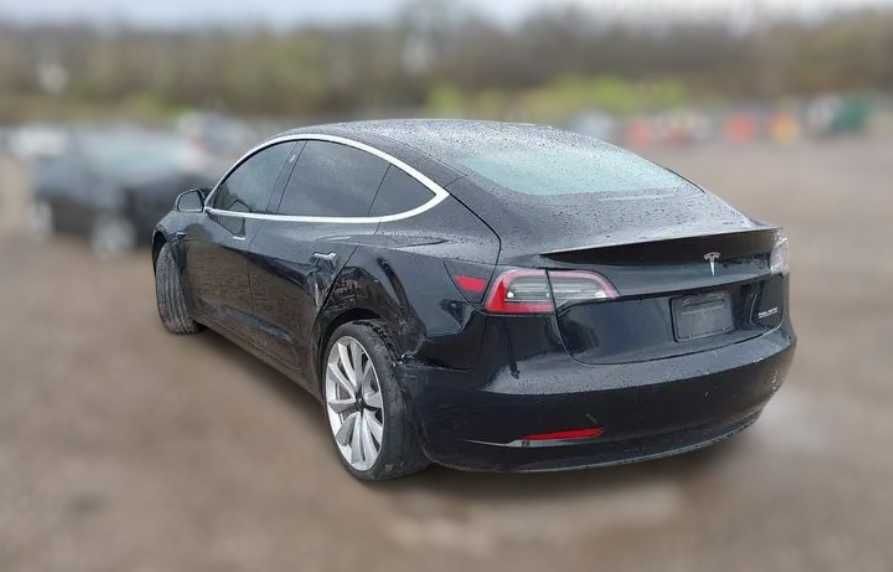 Tesla Model 3 Long Range Performance