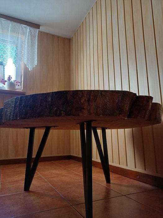 Stoli kawowy plaster drewna