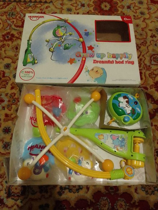Мобіль на дитяче ліжечко + подарунок