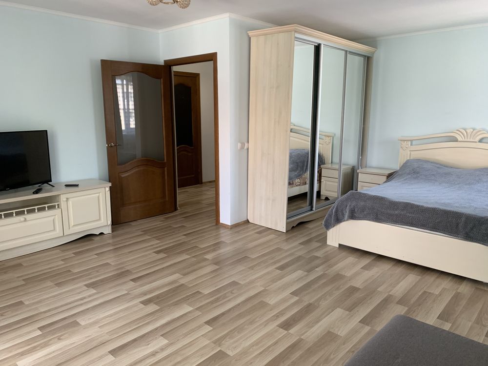 З 06.08 1 кімн в центрі ( кл Козявкіна, ринок)