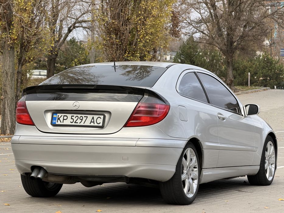 Mercedes-Benz C-Class 2001