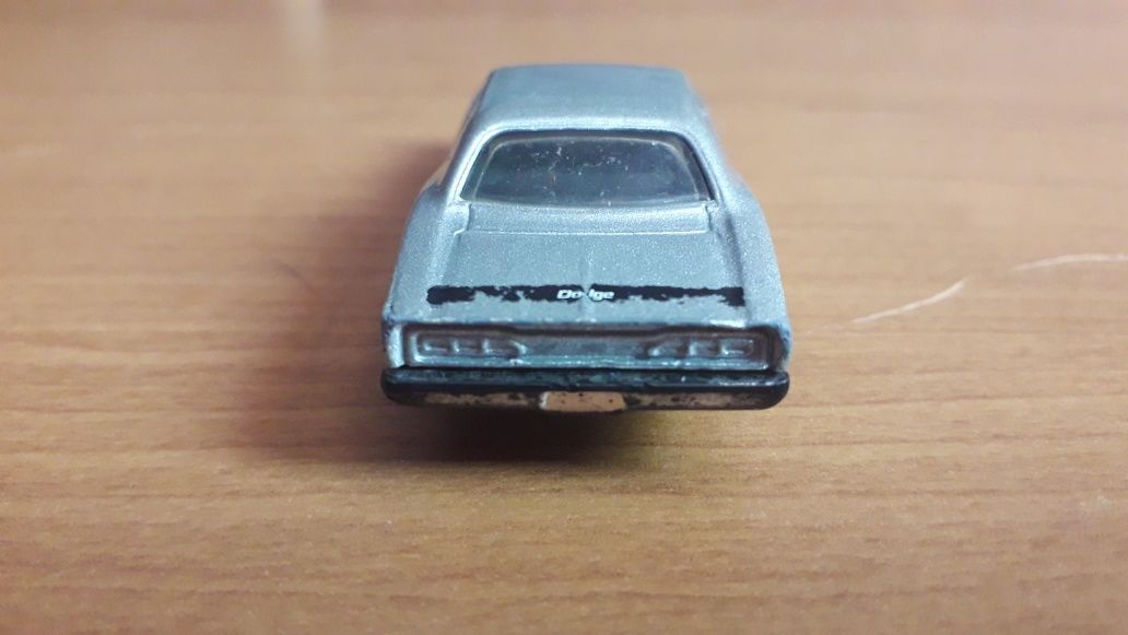 Машинка Dodge Coronet Super Bee 1969 от Hot Wheels. DCC 2007.
