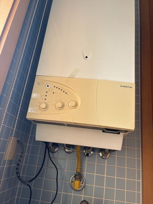 Caldeira gas propano butano  agua e aquecimento central