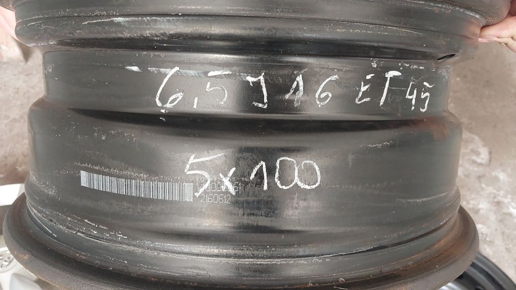 Felgi stalowe Toyota 5x100 6,5J16 ET45 + kołpaki