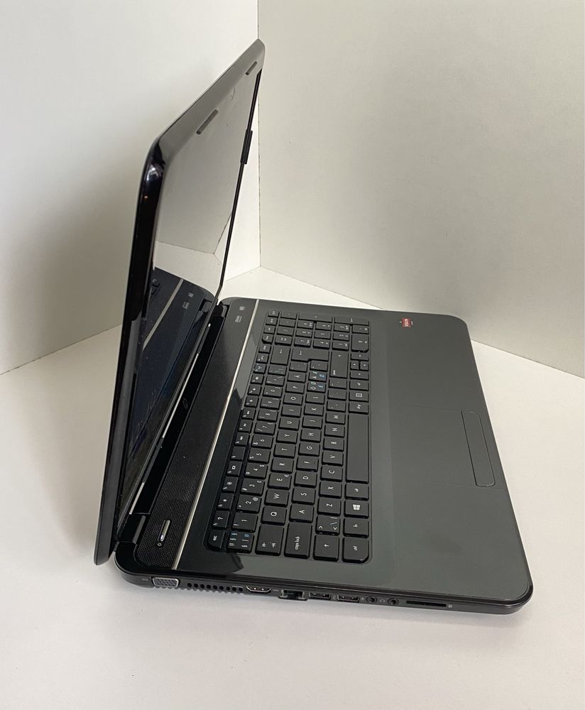 Hp Pavilion G7 17.3" 8/120GB SSD ідеальний для навчання