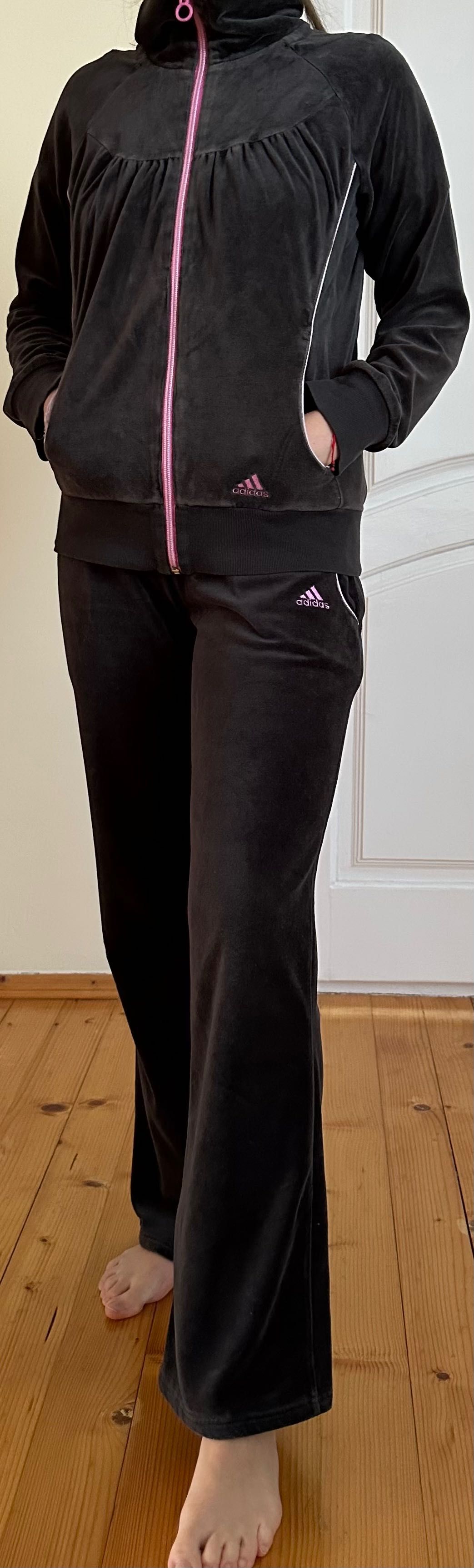 Спортивний костюм Adidas розмір S