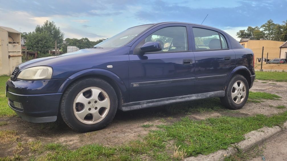 Opel Astra 1.6 benzyna
