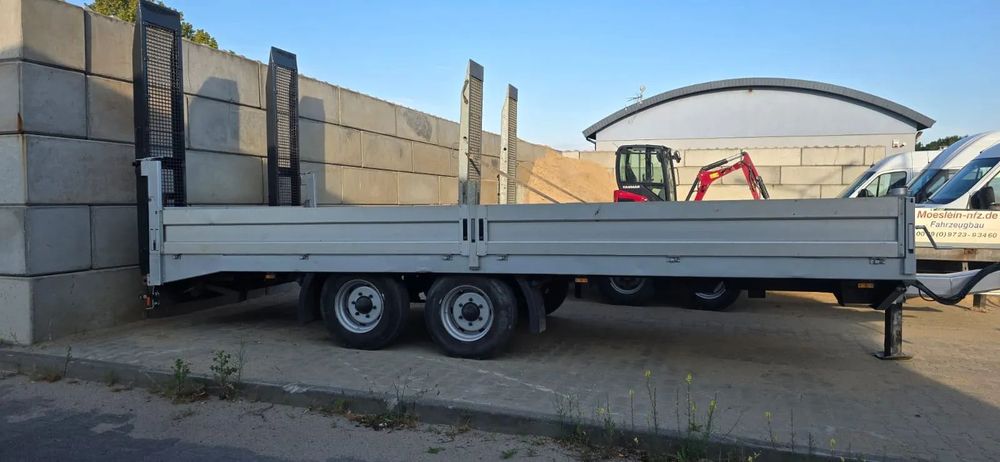 Möslein TT 105 SCHWEBHEIM  Przyczepa niskopodwoziowa Möslein TT 105 Schwebheim 2-osiowa, 2007 r