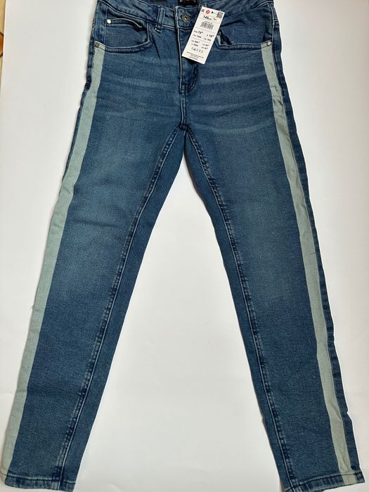 Reserved niwe spodnie chłopięce na 146 miękki jeans