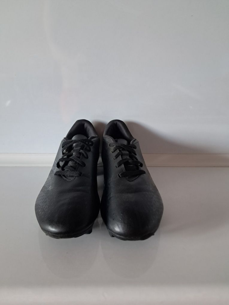 Adidas   бутсы .