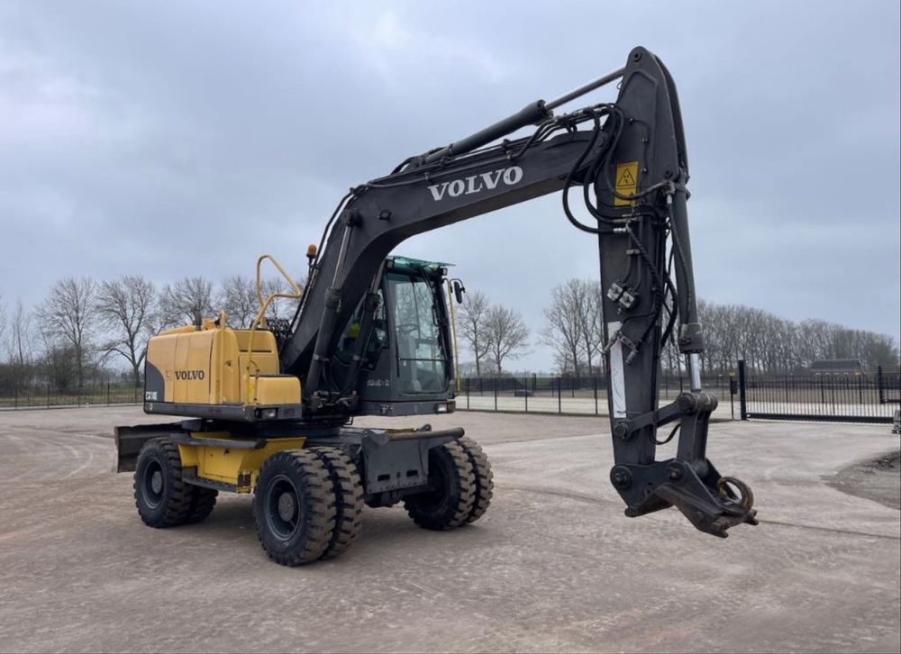 Volvo ew140c 2009 рік