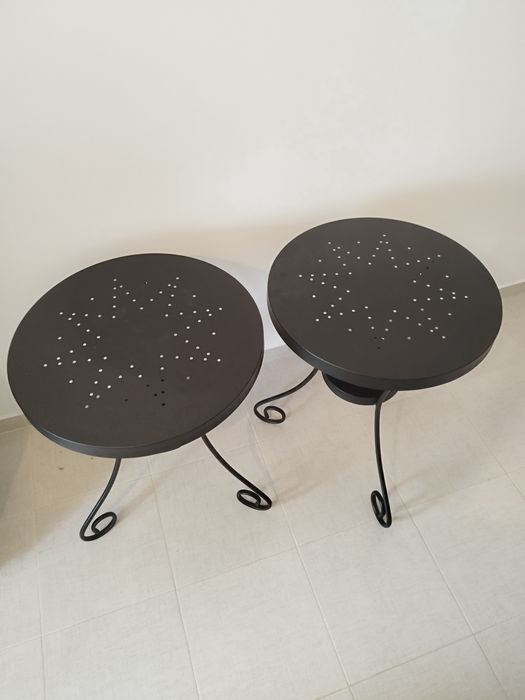 Mesa de apoio/cabeceira IKEA