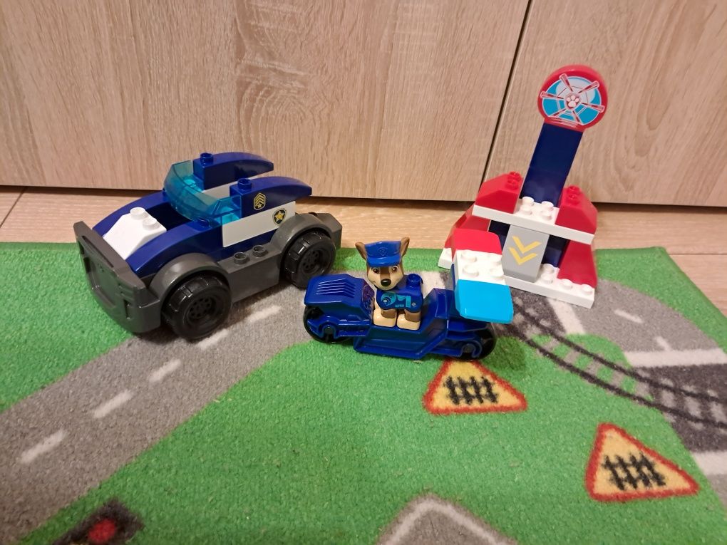 Klocki kompatybilne z Lego Duplo - Mega Bloks Psi Patrol Chase’a