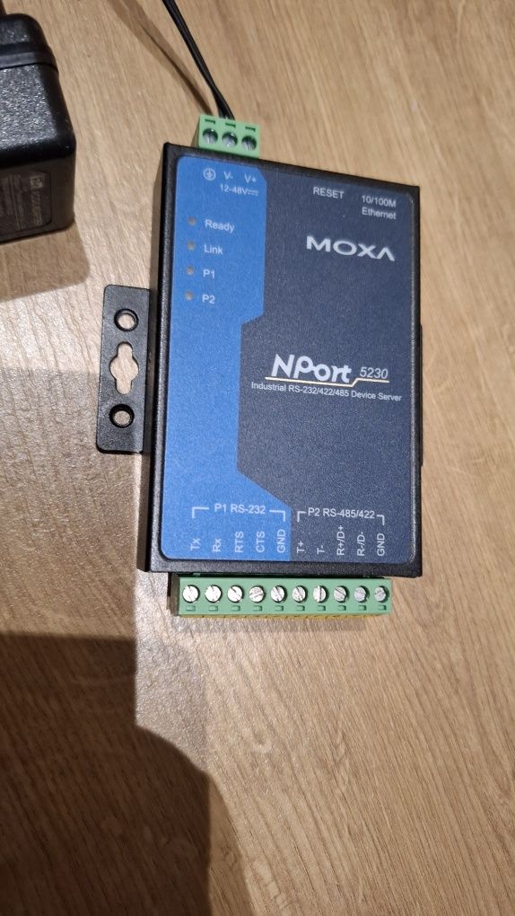 Serwer portów szeregowych Moxa Nport 5230