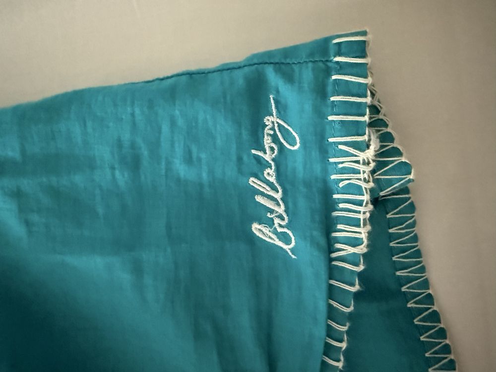 Top billabong bordado