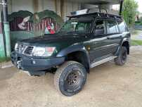 Nissan Patrol Nissan Patrol Y61 M57 2001 7 osobowy anglik