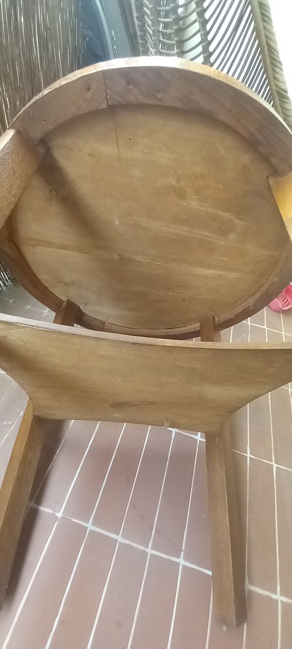 Stolik okrągły drewniany