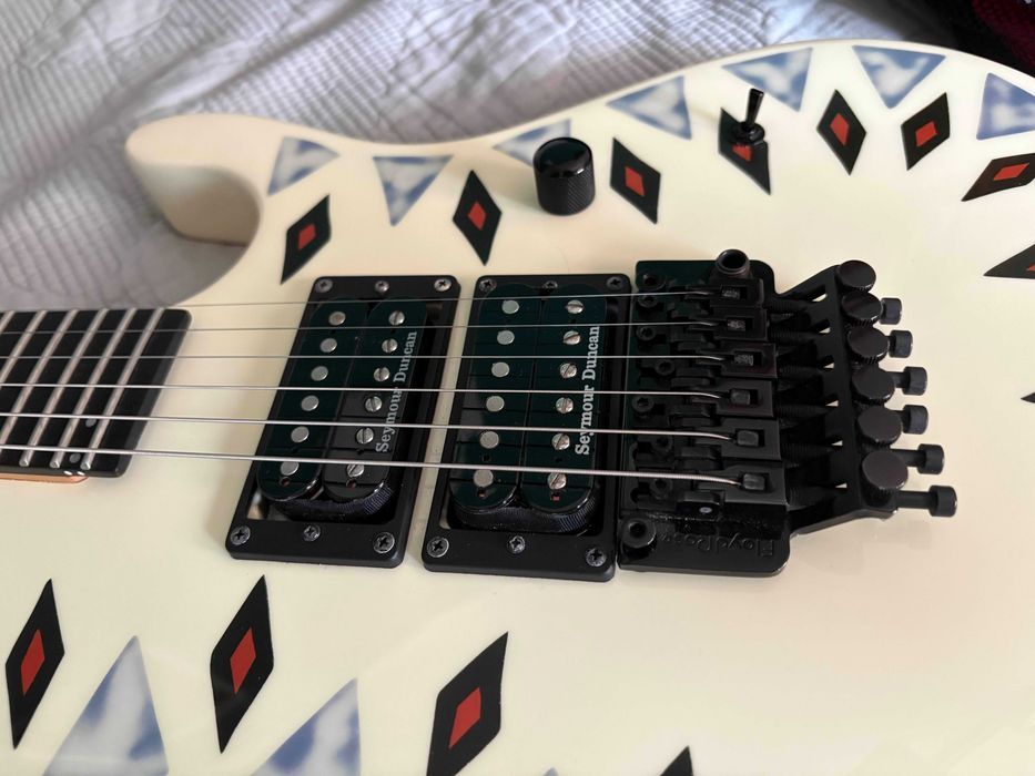 Gitara elektryczna - Kramer NightSwan Aztec Graphic