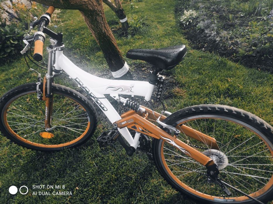 Двох підвіс за приємною ціною