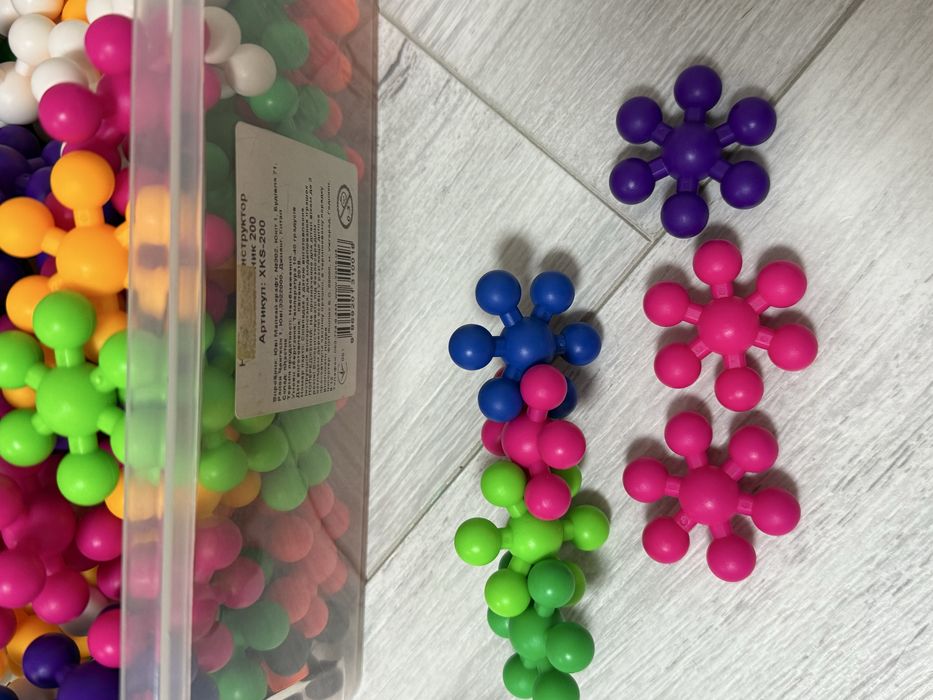 Дитячий конструктор Молекула пазл