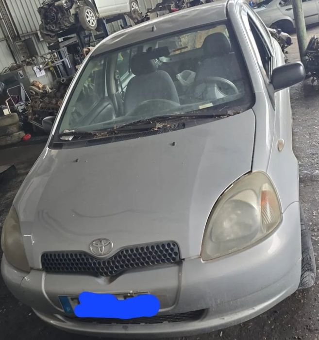 Frente completa toyota yaris