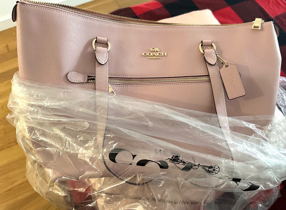 * Vendo Mala  ( COACH )