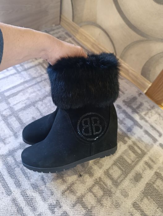 Сапоги полусапоги нат. замш.24,5