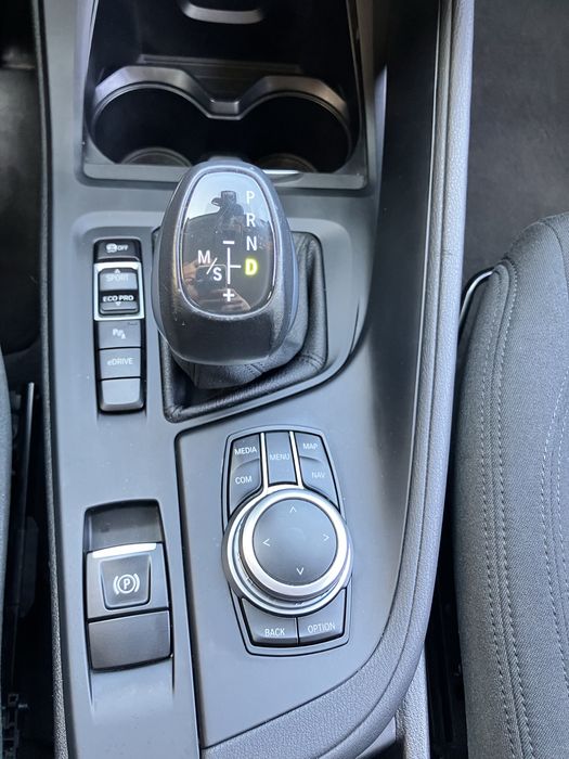 BMW SUV X1 xDrive25e híbrido plug-in 220cv tração 4 rodas 2020