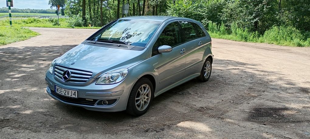 Mercedes B klasa W245. 2006 rok