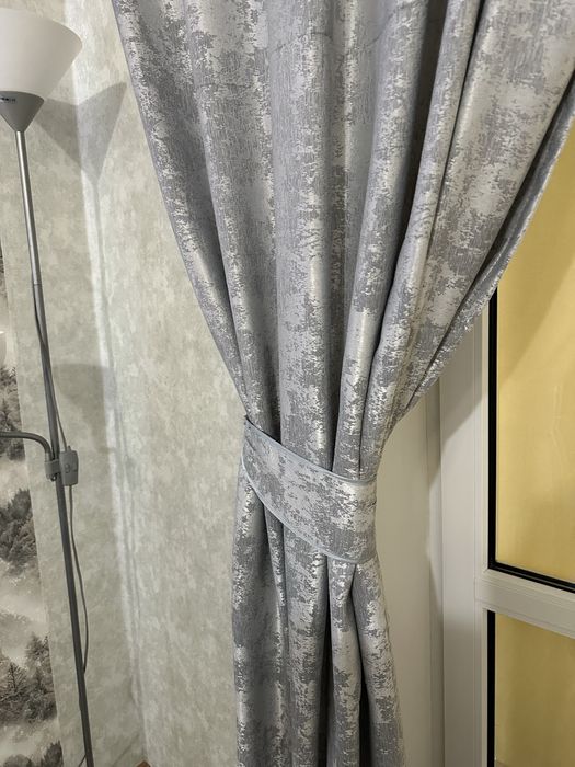 Новий комплект штор сірого кольору 150 на 235 см