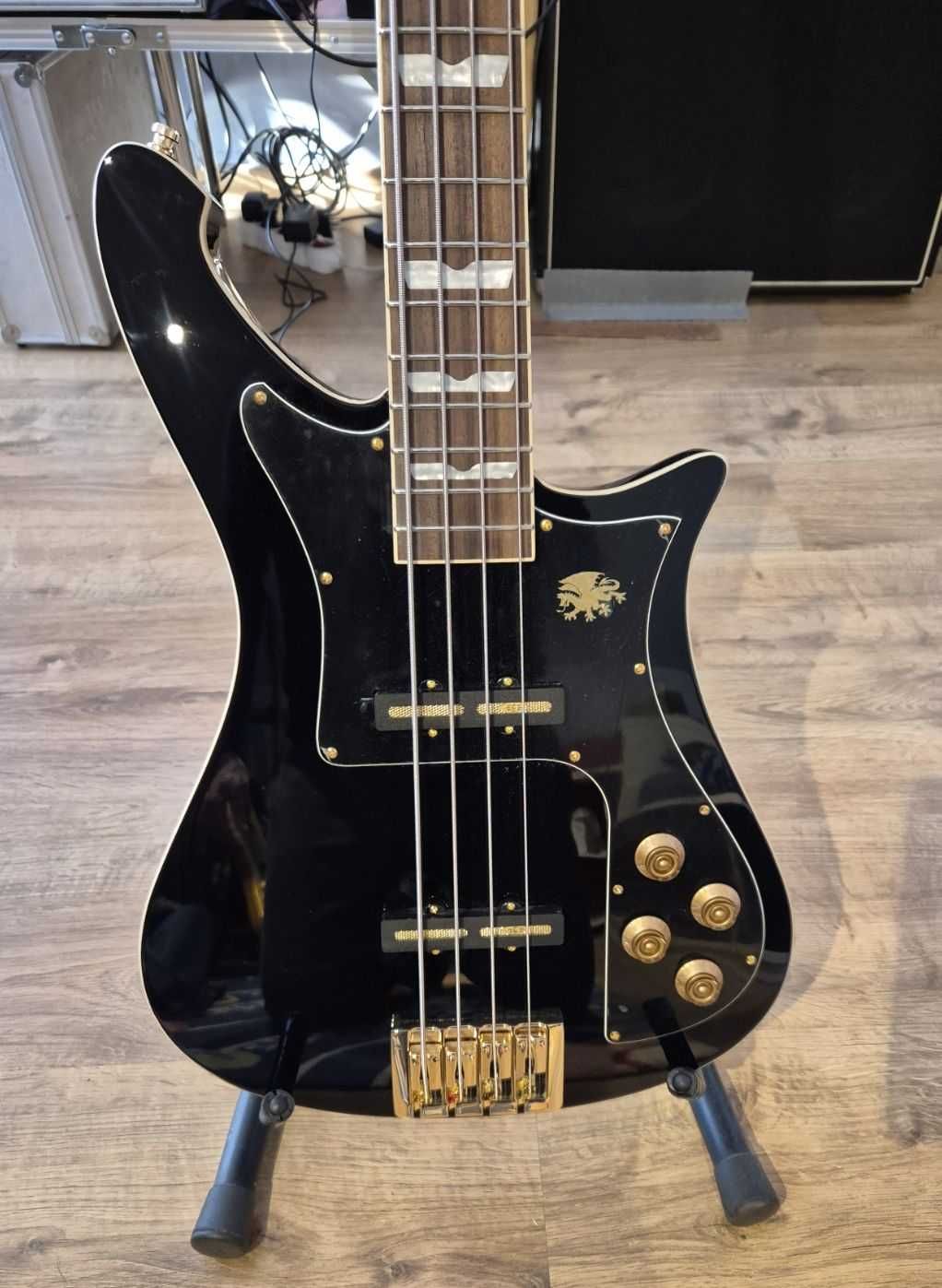 Niesamowita gitara basowa Baum Nidhogg - nówka