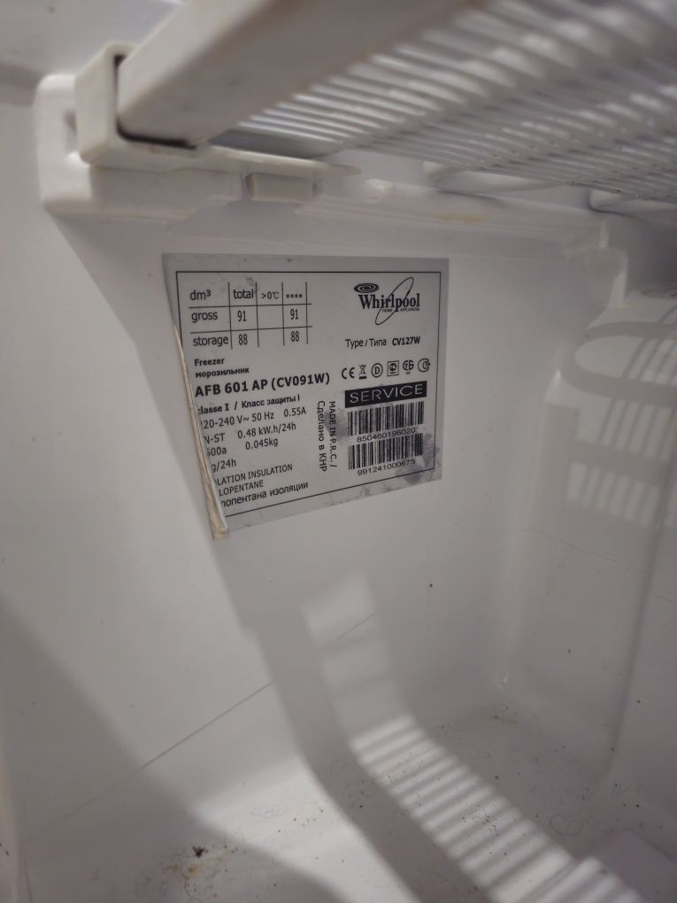 Zamrażarka Whirpool CV127W