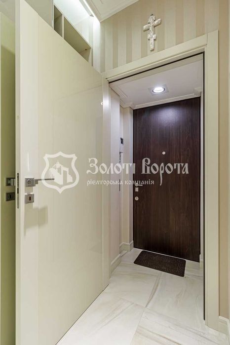 Квартира, 2к. Дизайнерський ремонт. Українки, 7б, Печерськ