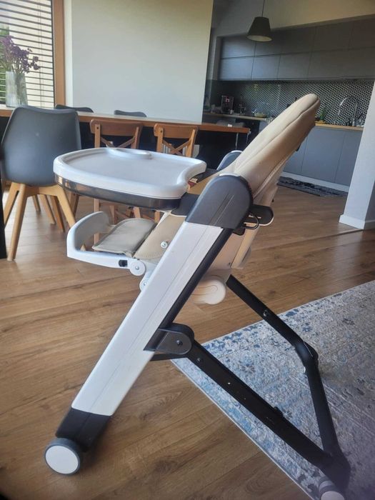 KRZESEŁKO do karmienia Peg Perego Siesta - z funkcją leżaczka