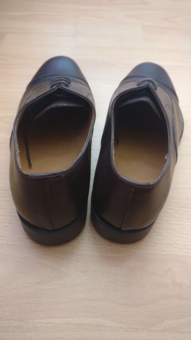 Sapatos em pele homem