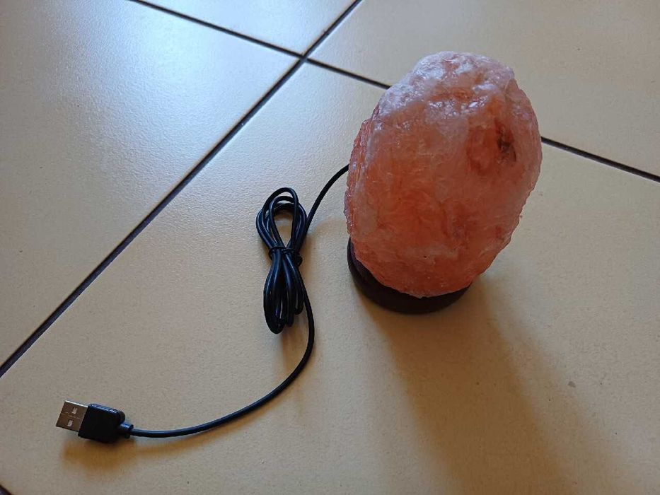 Lampka solna USB jonizator 15 cm zmieniająca kolor