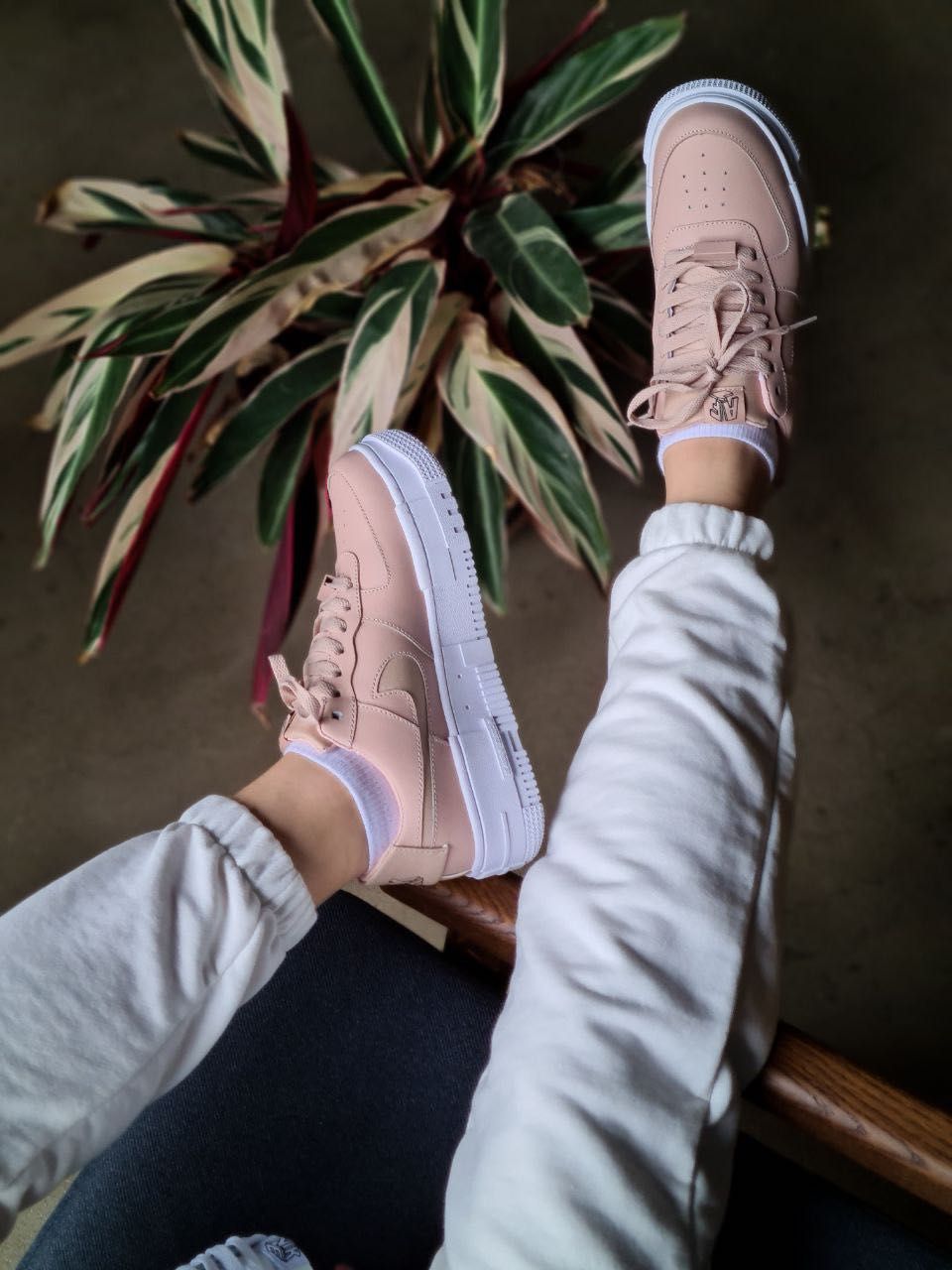 Nike Air Force Pixel
