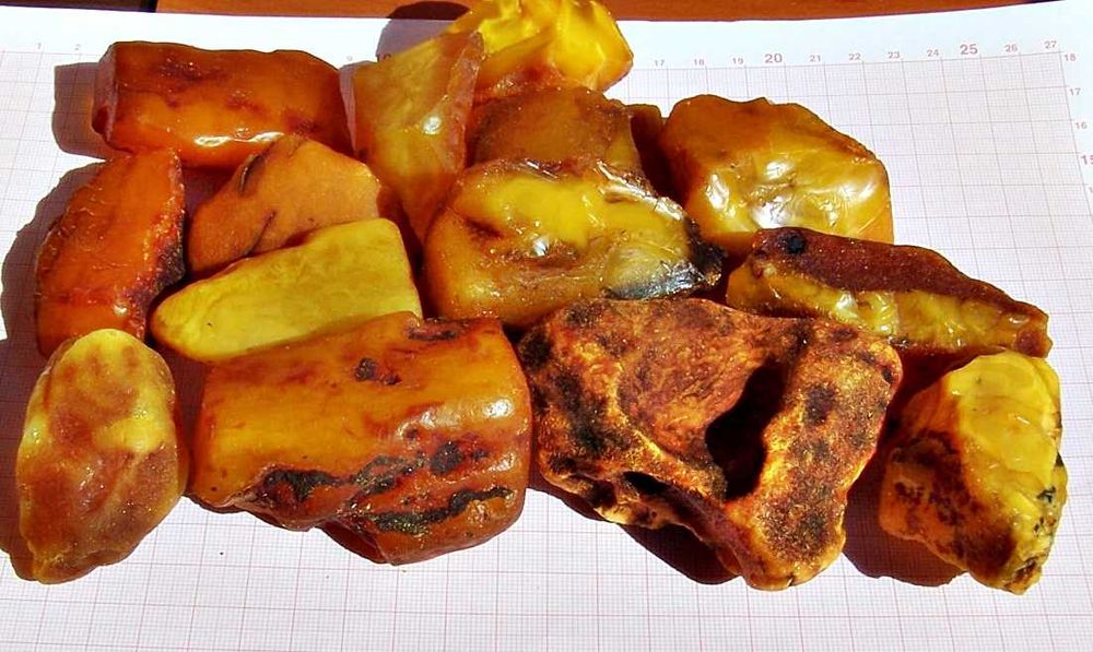 Sprzedam/ZAMIENIĘ NA COŚ CIEKAWEGO - bursztyn bałtycki /AMBER