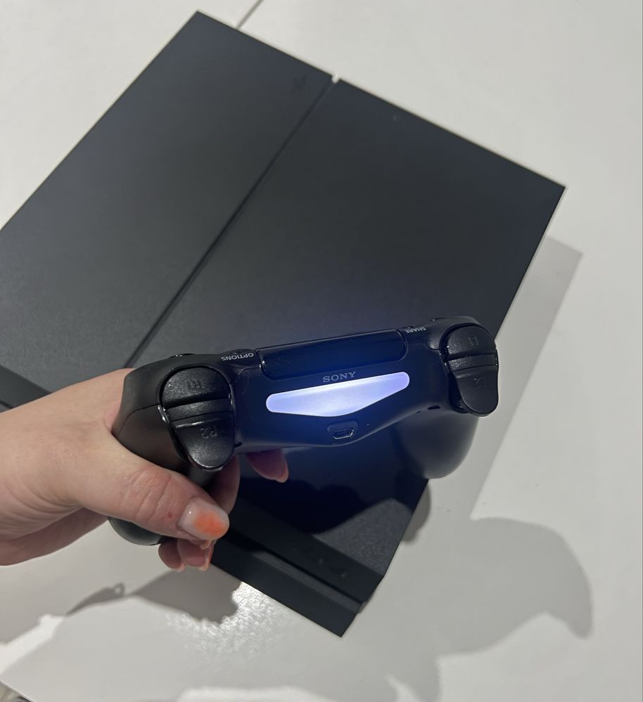 Playstation 4 - 500gb