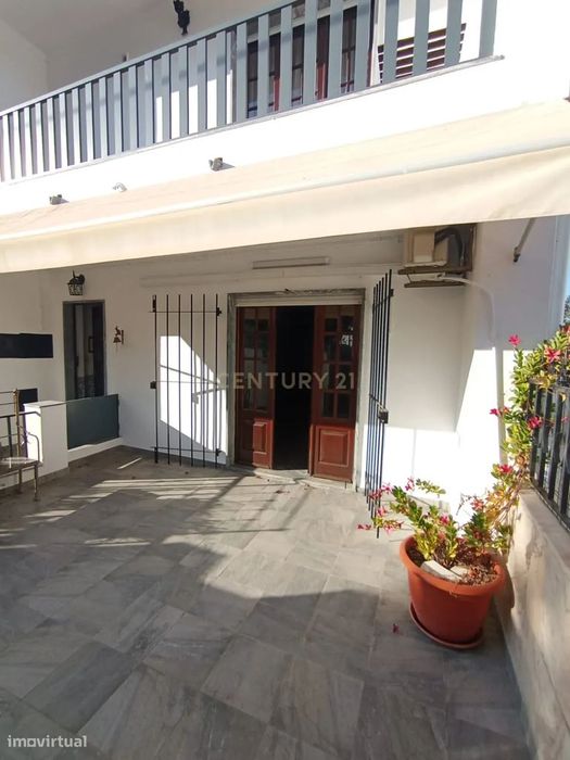 Loja nas Corunheiras