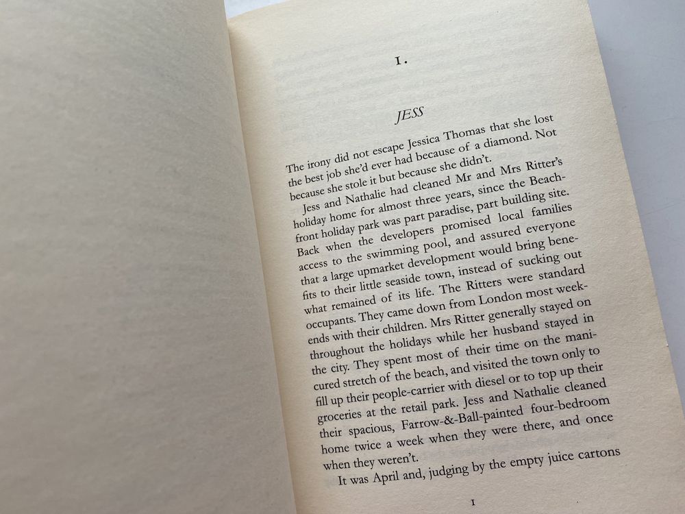Книга “The One Plus One” Jojo Moyes