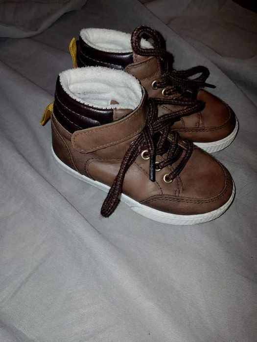 Buciki numer 24  firma KIK