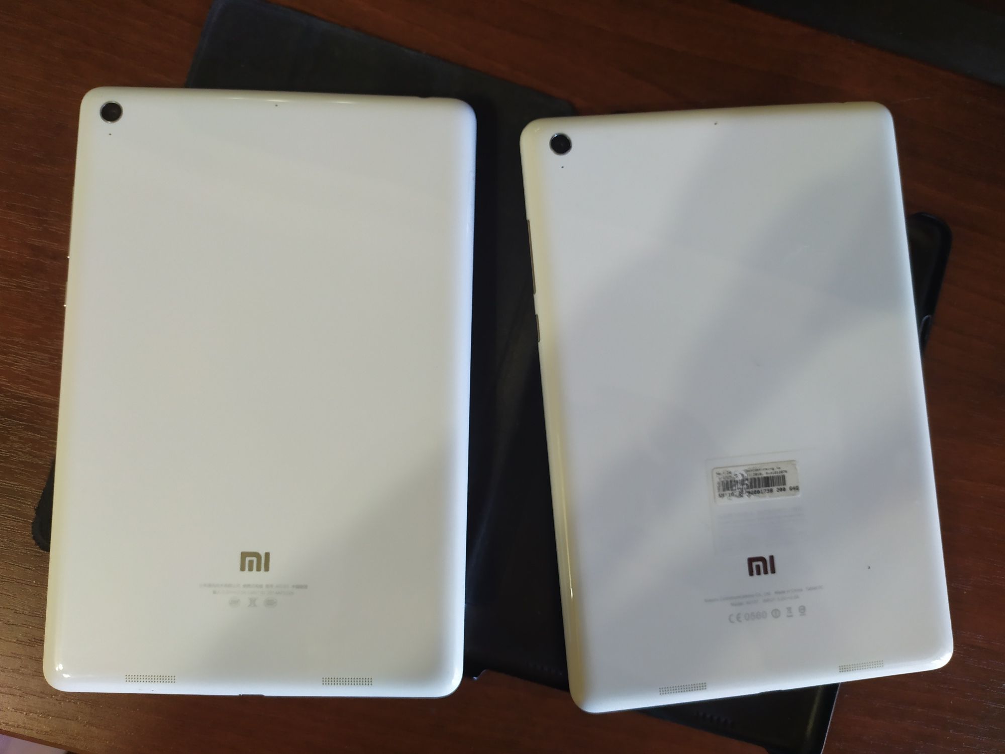 Продам два планшета Xiaomi mi pad 1