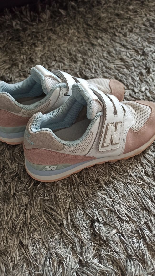 Buty sportowe new balance 32,5