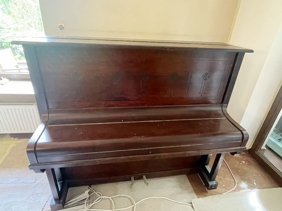 Zabytkowe pianino Fiedler