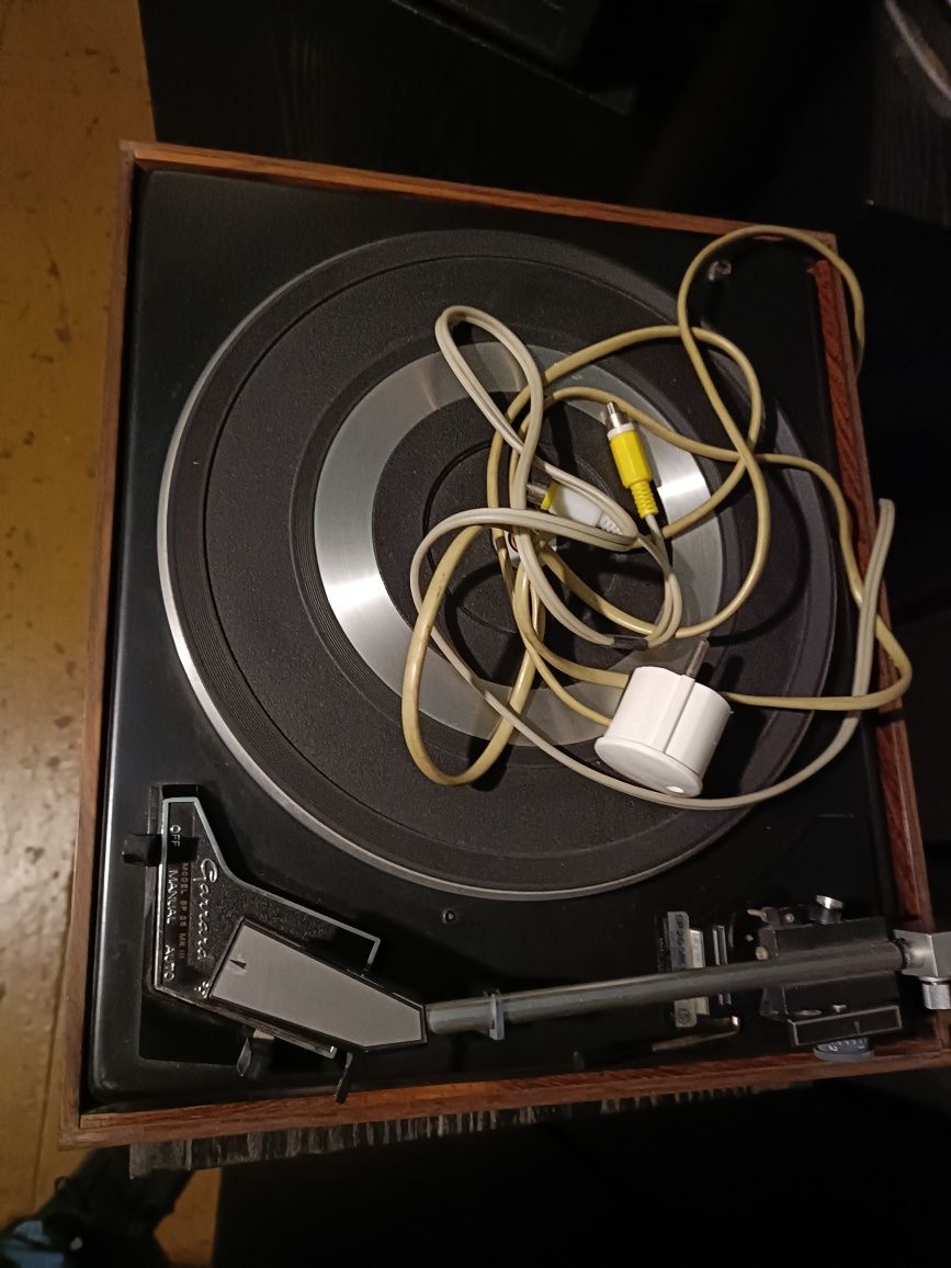 Wzmacniacze, CD, gramofon, tuner