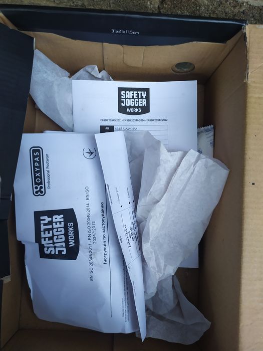 Рабочие ботинки Safety jogger works 43 размер новые