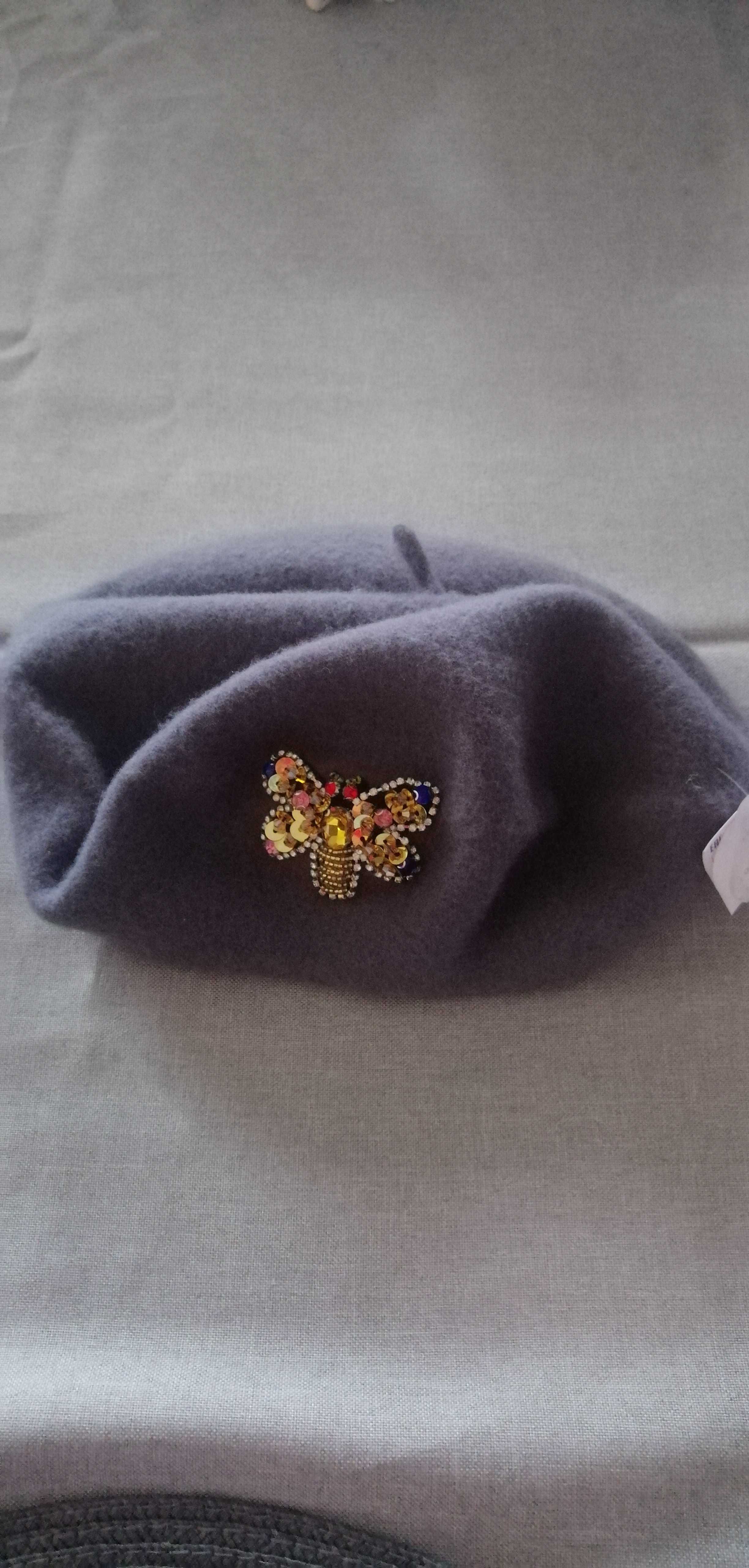 Beret z wełny, nowy