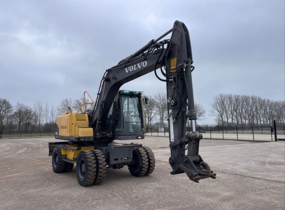 Volvo ew140c 2009 рік